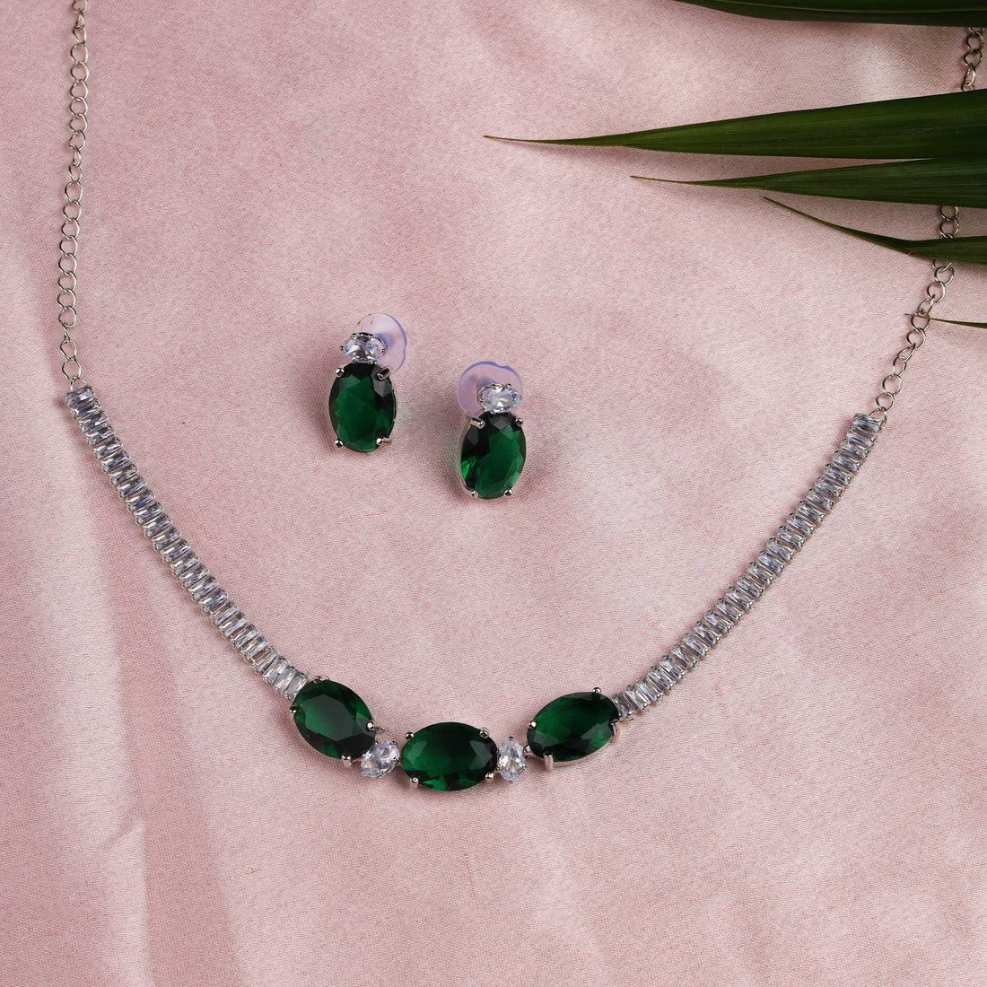 Elegant Green & Silver Necklace Set