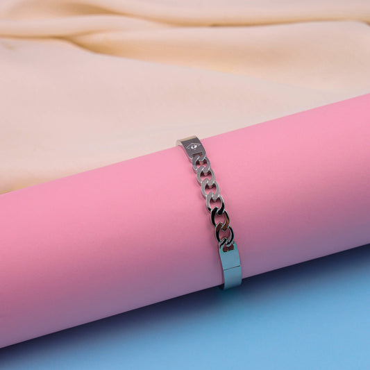 Sleek Silver Cuban Link Bracelet